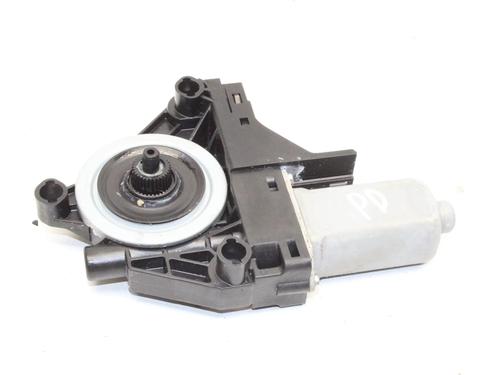Used Right front window motor Right front window motor VOLVO V60 I (155) D4 (181 hp) 39854617 39854617