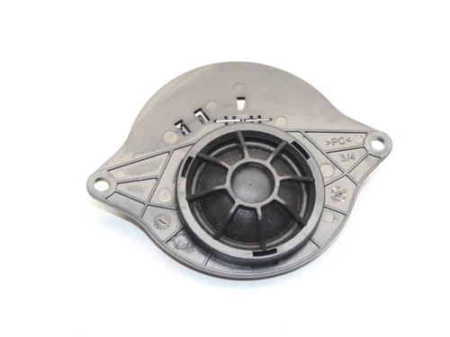 speaker-audi-a4-b9-8w2-8wc-2015-39768907 main image