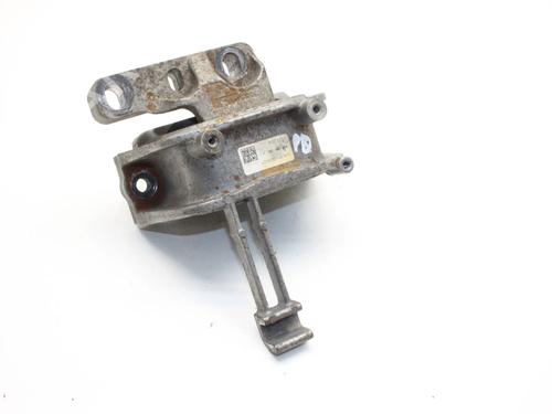 Used Engine mount Engine mount SKODA SUPERB III Estate (3V5) 2.0 TDI (150 hp) 39820163 39820163