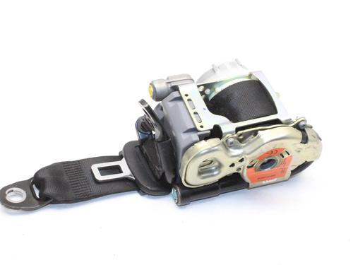 front-right-seatbelt-audi-tt-fv3-fvp-2014-39782123 main image