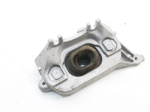 Used Engine mount Engine mount RENAULT CAPTUR II (HF_) TCe 100 (HFMT) (101 hp) 39799228 39799228