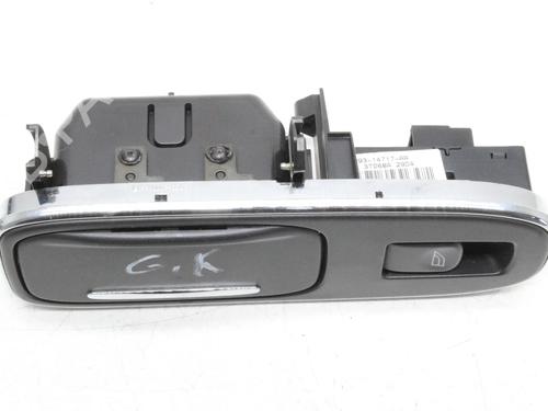 Comutador vidro trás esquerdo Comutador vidro trás esquerdo JAGUAR XJ (X350, X358) 4.2 (298 hp) 39823898 39823898