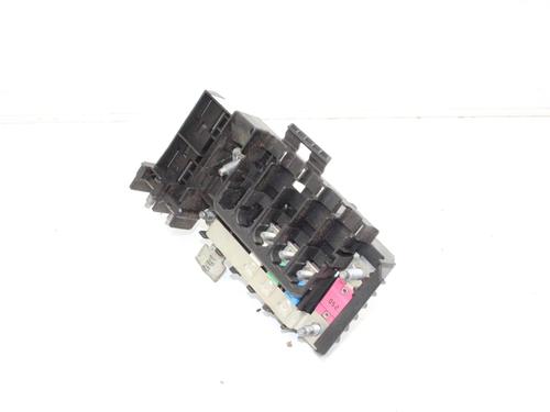 Fuse box INFINITI Q30 2.2 D | BP39845357E1 - Image 4