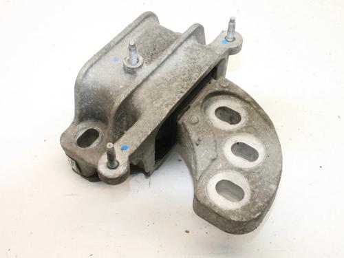 Used Gearbox mount Gearbox mount FORD ECOSPORT 1.0 EcoBoost (140 hp) 39843901 39843901
