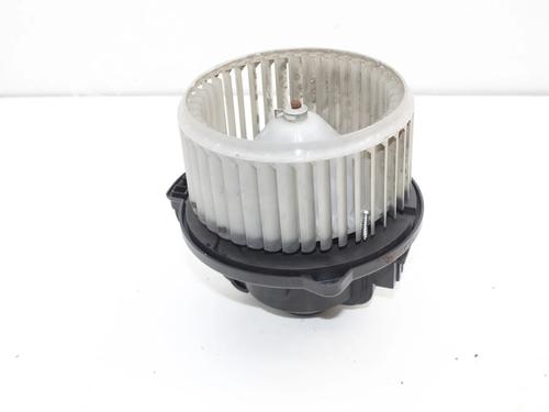 Used Heater blower motor Heater blower motor LAND ROVER DISCOVERY IV (L319) 3.0 TD 4x4 (245 hp) 39873884 39873884