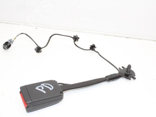 seat-buckle-nissan-juke-f16_-2019-39779222 main image
