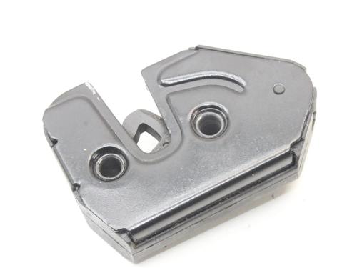 tailgate-lock-land-rover-discovery-iv-l319-2009-2010-2011-2012-2013-2014-2015-2016-2017-2018-39770334 main image