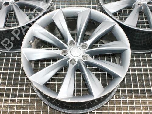 Wheel set TESLA MODEL S (5YJS) 85D AWD | BP40189672C100 - Image 4