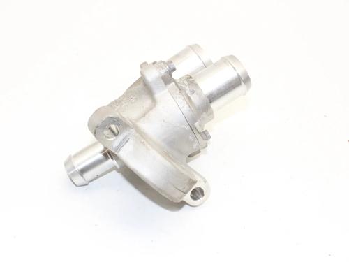 Used Thermostat housing Thermostat housing FORD KUGA III (DFK) 2.5 Duratec Plug-in-Hybrid (224 hp) 39841789 39841789