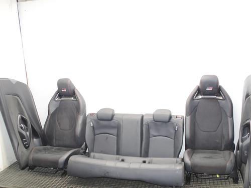 Set sedili Set sedili TOYOTA YARIS (_P21_, _PA1_, _PH1_) 1.6 GR 4WD (GXPA16) (261 hp) 39798035 39798035