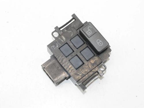 Used Switch Switch LAND ROVER RANGE ROVER SPORT I (L320) 3.0 D 4x4 (245 hp) 39840834 39840834