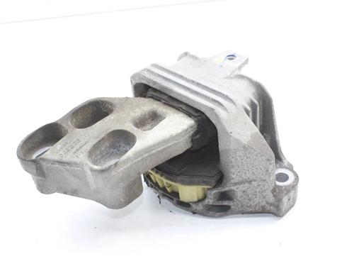 Used Engine mount Engine mount MERCEDES-BENZ B-CLASS Sports Tourer (W246, W242) B 180 CDI (246.200) (109 hp) 39854399 39854399