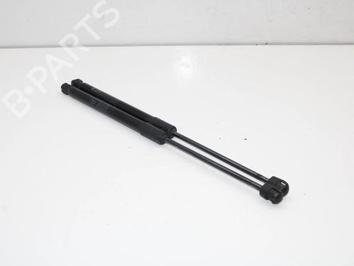 Used Tailgate lift support Tailgate lift support SUZUKI SX4 S-Cross (JY) 1.4 Hybrid (Mild Hybrid) (AKK 414) (129 hp) 39789551 39789551