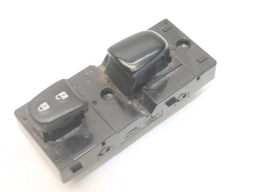 Used Switch Switch NISSAN PULSAR Hatchback (C13) 1.2 DIG-T (115 hp) 39876693 39876693