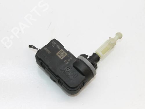Used Headlight adjuster motor Headlight adjuster motor OPEL ASTRA L Sports Tourer (OV5) 1.2 (FRHNSL, FRHNSR) (131 hp) 39802102 39802102