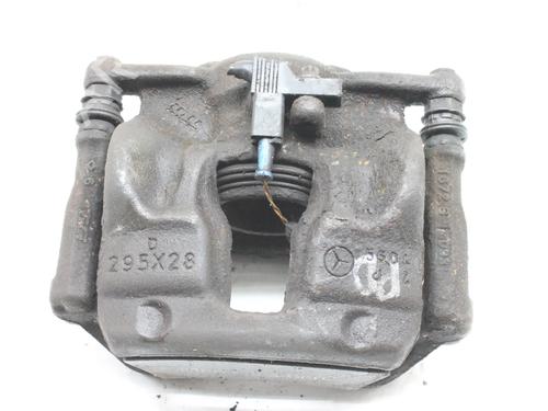 Used Right front brake caliper Right front brake caliper MERCEDES-BENZ B-CLASS Sports Tourer (W246, W242) B 180 CDI (246.200) (109 hp) 39832163 39832163