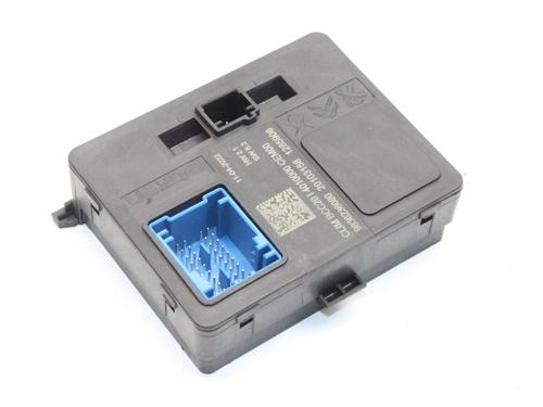Used Control unit Control unit PEUGEOT 2008 II (UD_, US_, UY_, UJ_, UR_, UC_) e-2008 (UKZKXZ) (136 hp) 39801522 39801522