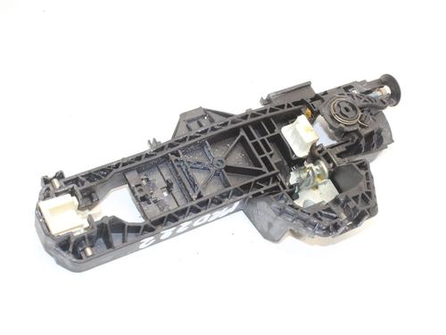 front-right-exterior-door-handle-mercedes-benz-c-class-w204-2007-2008-2009-2010-2011-2012-2013-2014-2015-39784947 main image