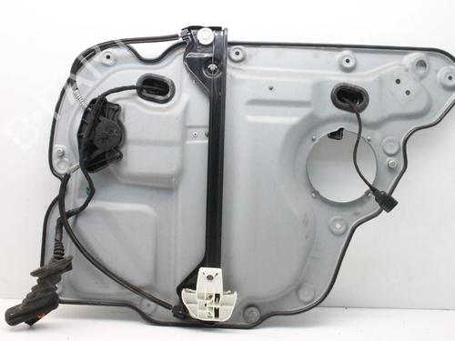 Rudehejsemekanisme venstre bagtil Rudehejsemekanisme venstre bagtil VW TOURAN (1T3) 2.0 TDI (140 hp) 39861864 39861864
