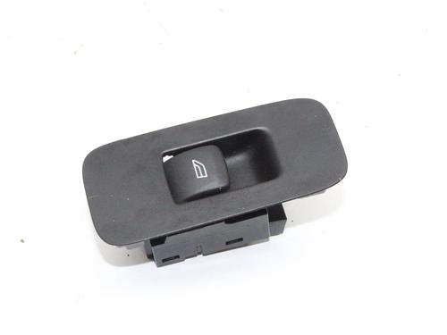 Used Switch Switch VOLVO V40 Hatchback (525) D4 (190 hp) 39880163 39880163