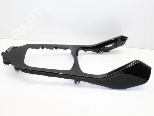 Mittelkonsole Mittelkonsole BMW 1 (F40) M 135 i xDrive (306 hp) 39829362 39829362