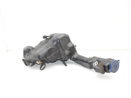 Sprinklertank Sprinklertank MERCEDES-BENZ C-CLASS (W204) C 180 CGI (204.031) (156 hp) 39785399 39785399