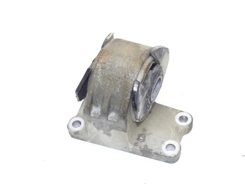 Used Engine mount Engine mount LAND ROVER RANGE ROVER SPORT I (L320) 3.0 D 4x4 (245 hp) 39774612 39774612