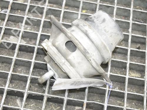 Used Engine mount Engine mount LAND ROVER DISCOVERY IV (L319) 3.0 TD 4x4 (245 hp) 39797362 39797362