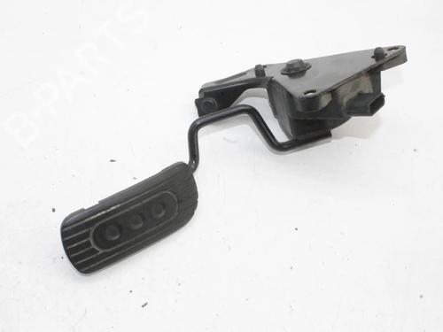 pedal-nissan-nv200-van-2010-39774227 main image