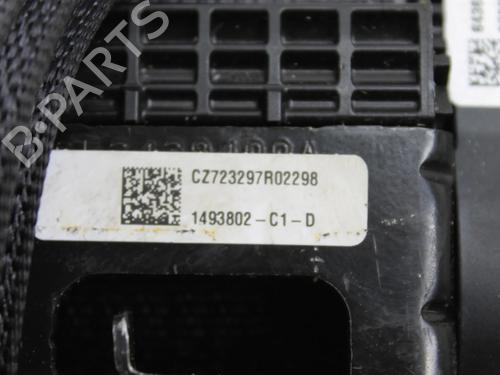 Front left seatbelt TESLA MODEL Y (5YJY) Long Range All-wheel Drive | BP39874818I26 - Image 6