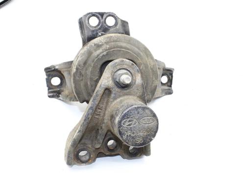 Used Engine mount Engine mount HYUNDAI SANTA FÉ III (DM, DMA) 2.2 CRDi 4WD (200 hp) 39852854 39852854