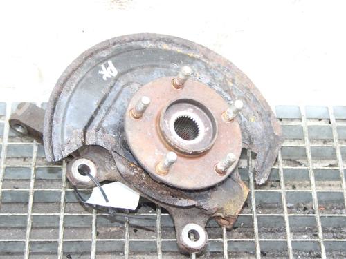 Used Left front steering knuckle Left front steering knuckle NISSAN JUKE (F15) 1.5 dCi (110 hp) 39812036 39812036