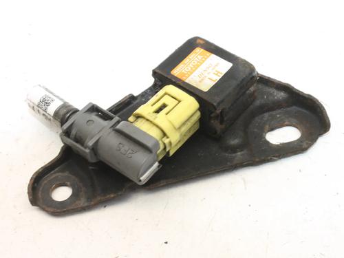 Used Control unit Control unit TOYOTA PRIUS Liftback (_W2_) 1.5 Hybrid (NHW20_, NHW20R) (112 hp) 39850815 39850815