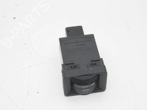 BP39857171I30 main image