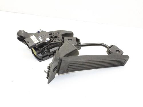 Pédale Pédale HYUNDAI SANTA FÉ III (DM, DMA) 2.2 CRDi 4WD (200 hp) 39822187 39822187