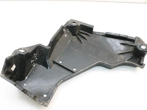 underbody-protection-toyota-yaris-_p21_-_pa1_-_ph1_-2020-39776729 main image