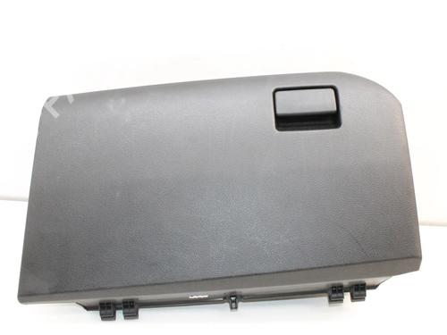 Used Glove box Glove box TOYOTA AURIS Estate (_E18_) 1.8 Hybrid (ZWE186_, ZWE186R, ZWE186H) (136 hp) 39824888 39824888