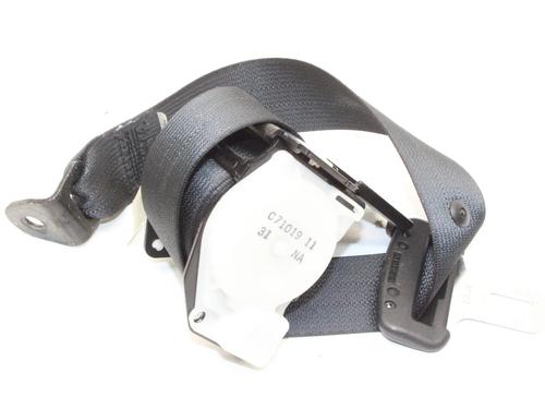 Used Rear left seatbelt Rear left seatbelt MAZDA 3 (BL) 2.2 MZR CD (BL10) (185 hp) 39813793 39813793