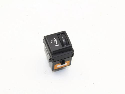 switch-toyota-yaris-_p21_-_pa1_-_ph1_-2020-39769755 main image