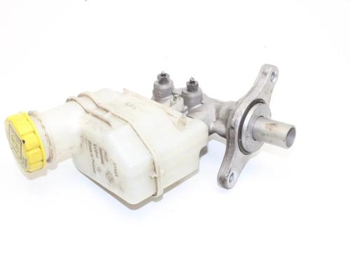 Hovedbremsecylinder Hovedbremsecylinder ABARTH 500 / 595 / 695 1.4 (312.AXF11, 312.AXF1A, 312.AXD1A) (160 hp) 39867953 39867953