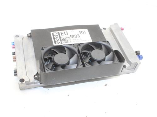 Used Control unit Control unit TESLA MODEL S (5YJS) 75D AWD (525 hp) 39800627 39800627