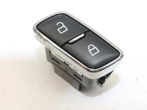 switch-ford-mondeo-v-saloon-cd-2012-39768838 main image