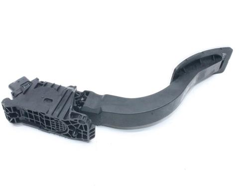 Pedal TESLA MODEL Y (5YJY) EV Performance All-wheel Drive | BP39820694I4 - Image 2