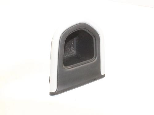 Suporte copos/Objectos Suporte copos/Objectos HONDA JAZZ V (GR_, GS_) 1.5 eHEV (GR3, GR6) (109 hp) 39778263 39778263