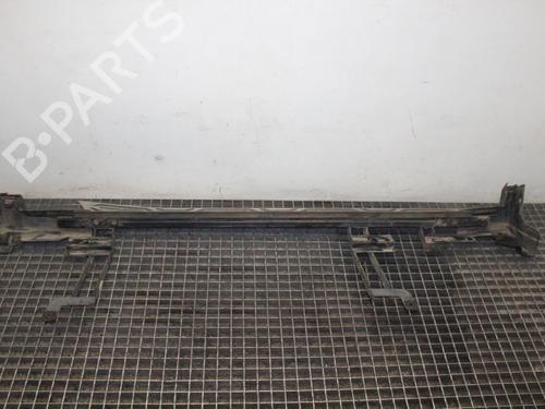 Højre sidekjole Højre sidekjole NISSAN X-TRAIL III (T32_, T32R, T32RR) 2.0 dCi ALL MODE 4x4-i (NT32) (177 hp) 39768707 39768707