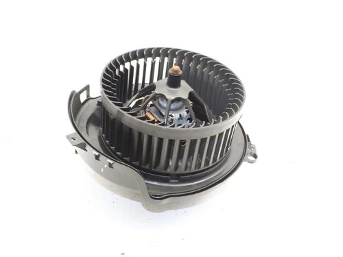 heater-blower-motor-audi-a3-sportback-8va-8vf-2012-2013-2014-2015-2016-2017-2018-2019-2020-2021-39782050 main image