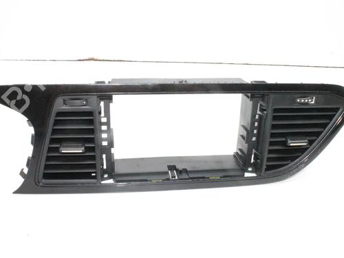 air-vent-seat-leon-5f1-2012-2013-2014-2015-2016-2017-2018-2019-2020-2021-39783349 main image