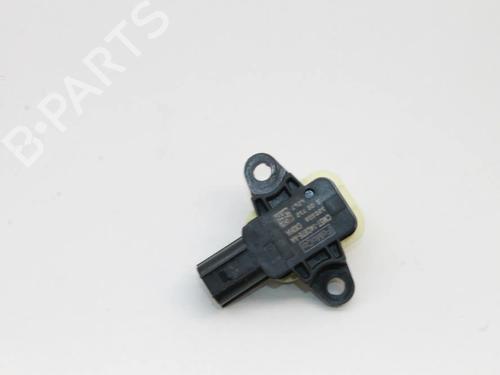 Electronic sensor FORD KUGA II (DM2) 1.6 EcoBoost 4x4 | BP39792543M84 - Image 2