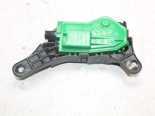 Used Fuel door actuator Fuel door actuator KIA CEE'D Sportswagon (JD) 1.6 CRDi 128 (128 hp) 39821846 39821846