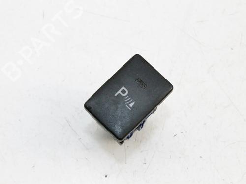 Used Switch Switch TOYOTA AURIS Estate (_E18_) 1.8 Hybrid (ZWE186_, ZWE186R, ZWE186H) (136 hp) 39835468 39835468